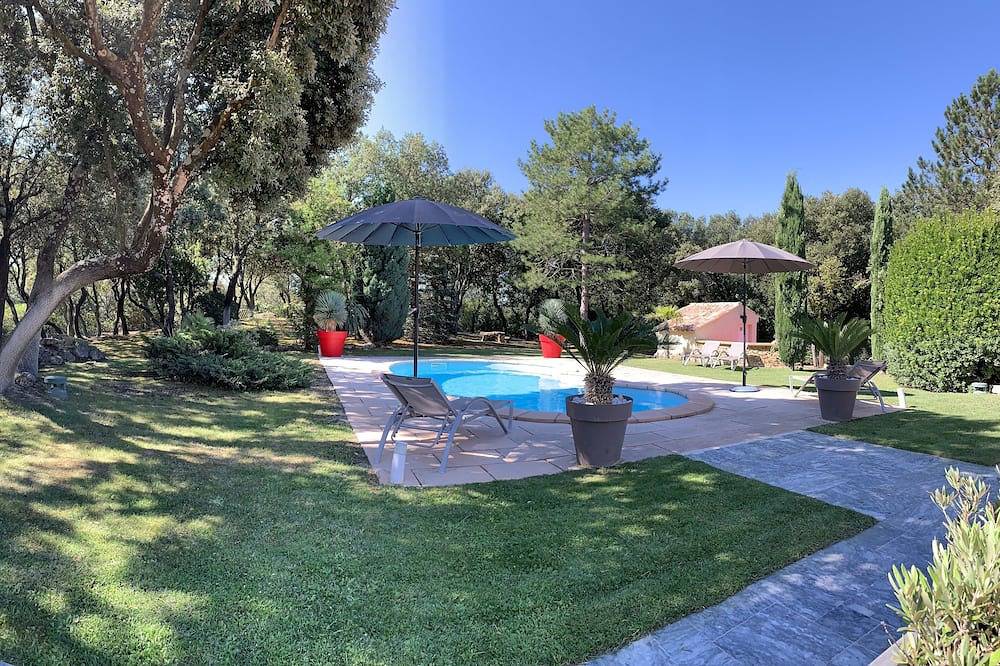 Family Villa 8/9 pers. air-conditioned with swimming pool, in Provence in Piolenc, Vaucluse