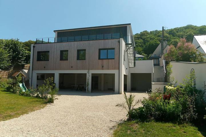 Évasion en bord de mer – Maison moderne à 30 m du sable in Les Rosaires, Plérin