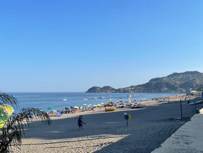 Gîte pour 2 personnes, avec terrasse et vue à Letojanni - 2