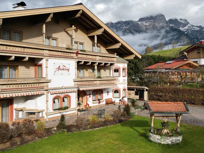 Ferienwohnung für 4 Personen, mit Balkon und Garten sowie Sauna in Maria Alm am Steinernen Meer