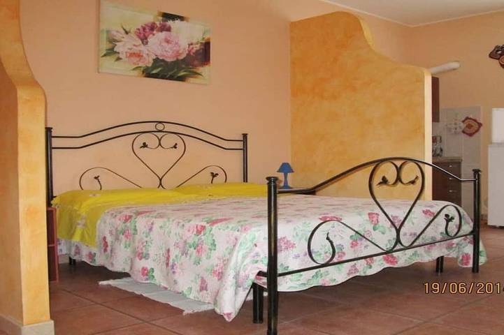 Holiday home for 3 people, with garden and balcony - 1