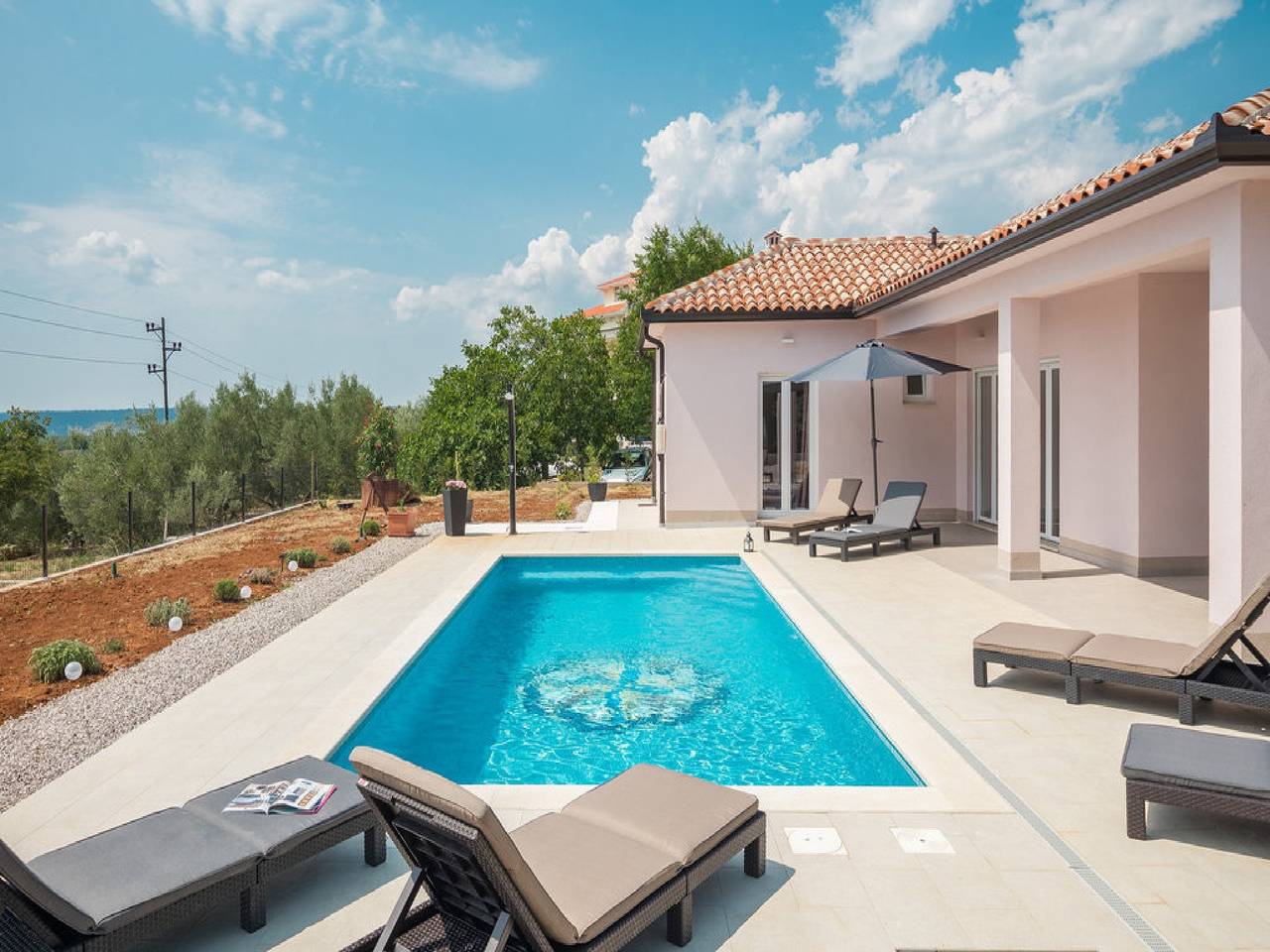 Villa für 6 Personen mit Meerblick in Raša, Ostküste Istrien