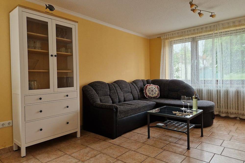Ferienhaus 'Alexandra' mit eigenem Garten in Wesselburen, Dithmarschen
