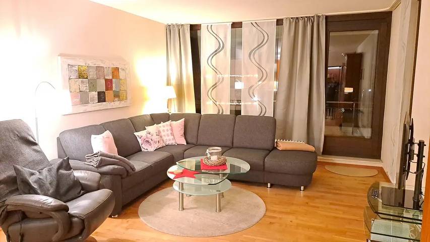 Holiday apartment for 2 people, with pool and balcony as well as sauna - 1
