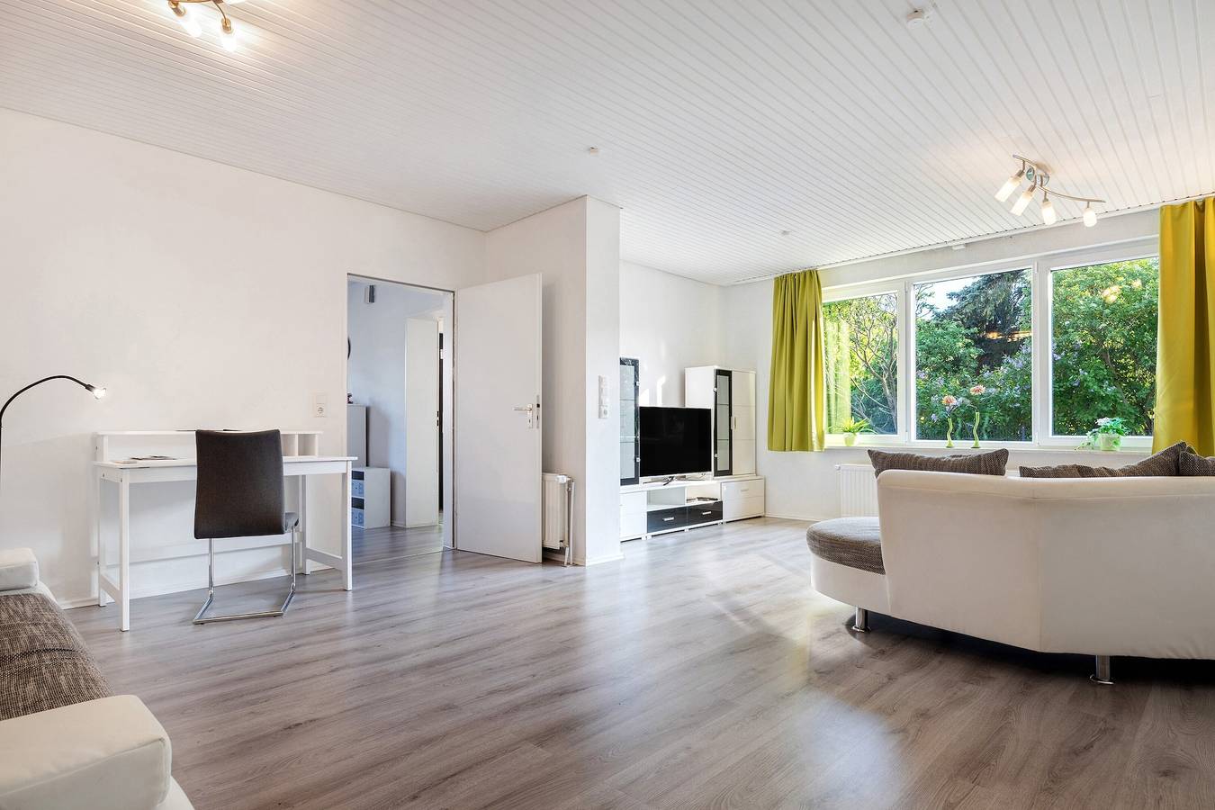 Ganze Wohnung, Ferienwohnung 'Am Fährhafen' mit privatem Garten und Wlan in Neu Darchau, Elbtalaue