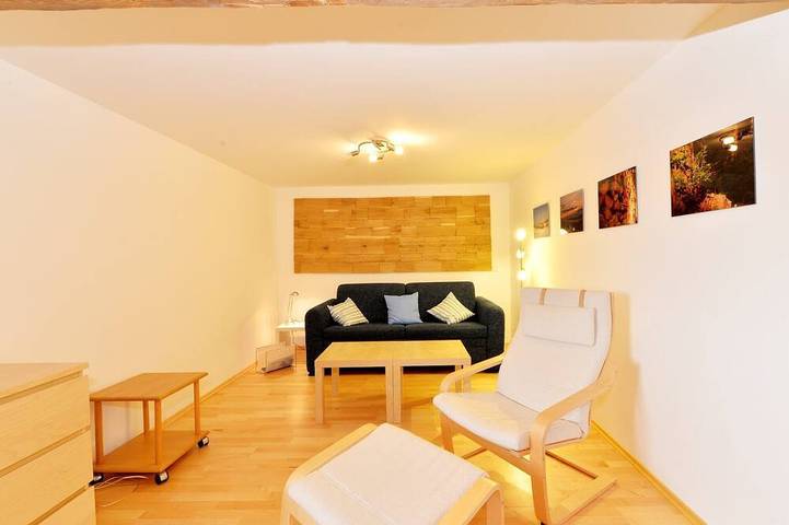 Ferienhaus für 8 Personen, mit Balkon und Garten in Viechtach