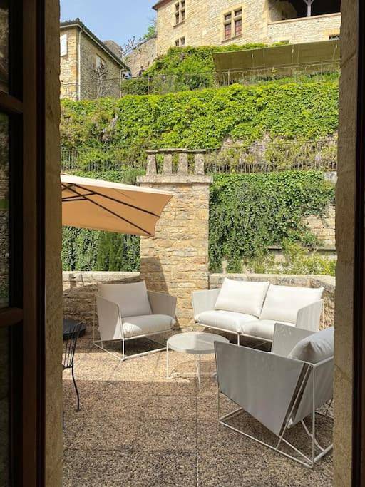 Gîte pour 4 personnes, avec vue ainsi que jardin et terrasse à La Roque-Gageac - 3