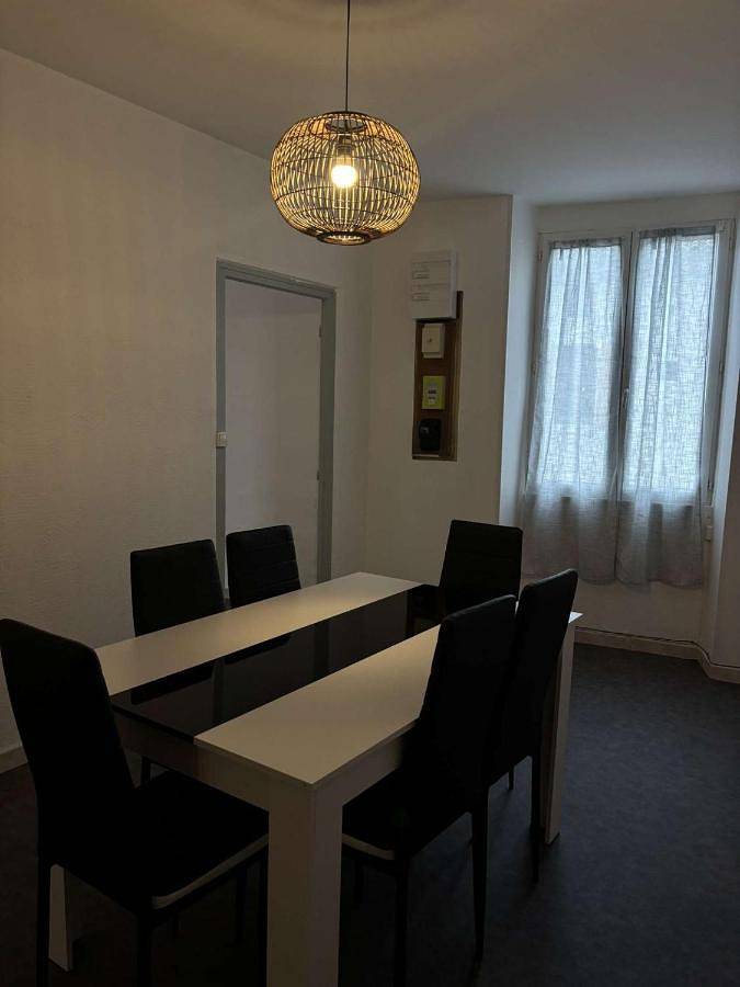 Gîte pour 5 personnes, avec balcon à Le Teil - 4