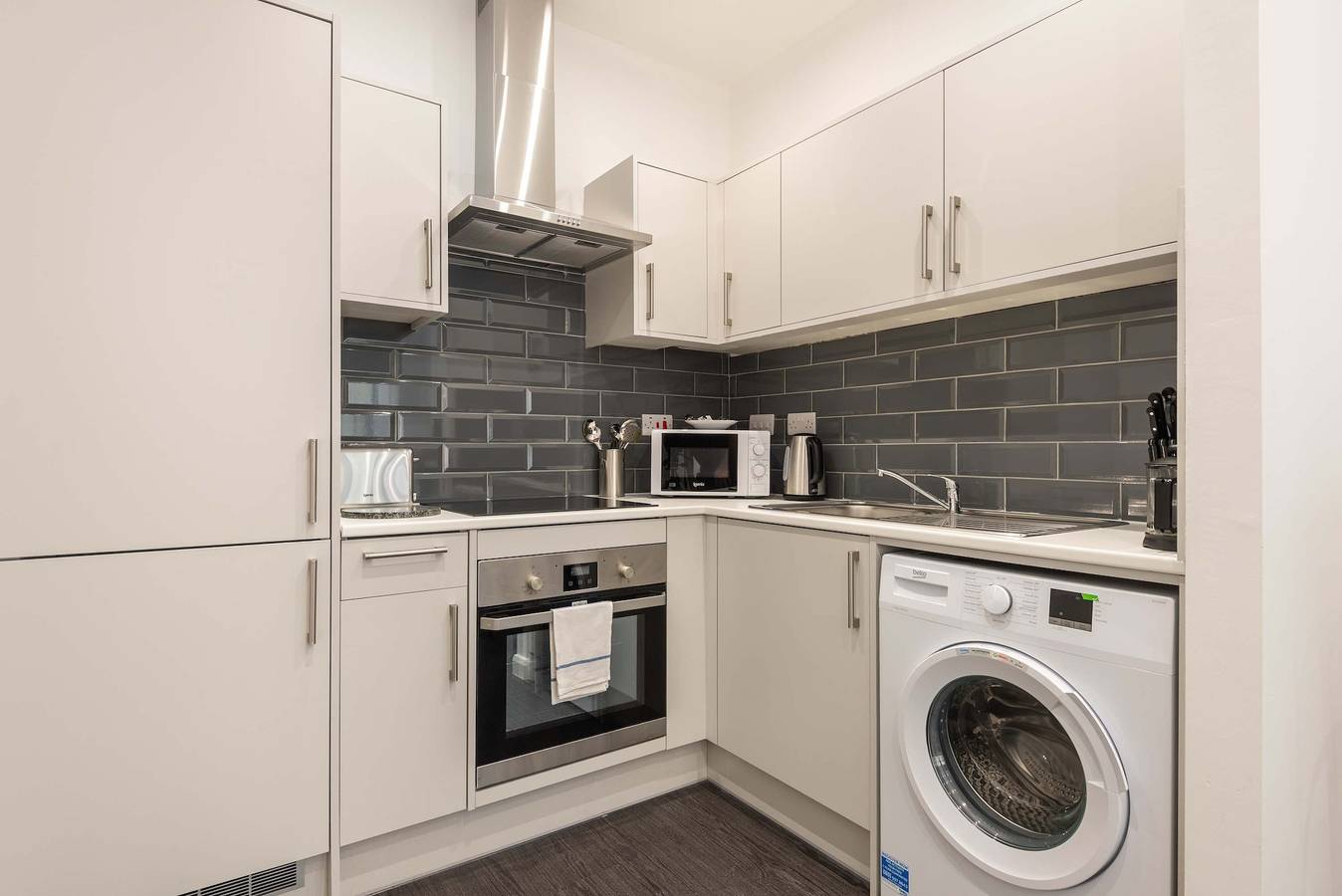Entire apartment, Stylish 1-Bed Apartment Near Bradford Attractions in Bradford, West Yorkshire