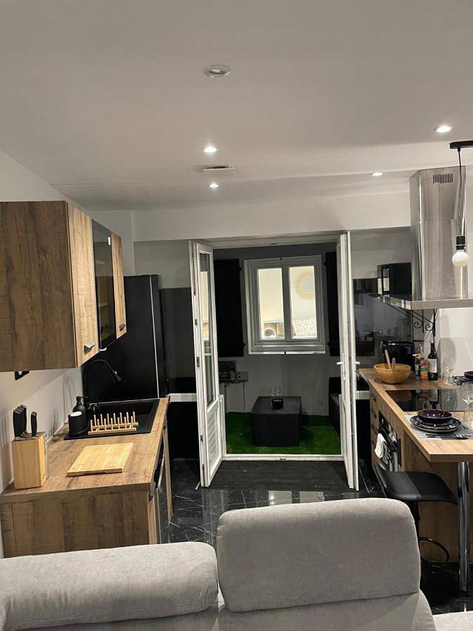 Appartement entier, Appartement hors du commun avec son jacuzzi in Salies-de-Béarn, Béarn