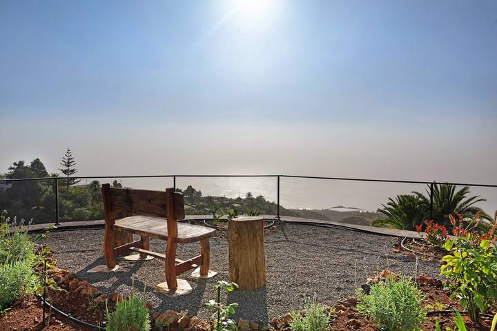 Casa de vacaciones "Casa Inti" con vistas al mar, jardín privado y Wi-Fi in Tijarafe, La Palma Norte