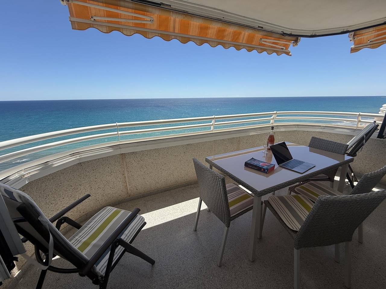 Entire holiday apartment, Beachfront Apartment Pool & Parking El Campello with terrace 2 bedrooms in San Juan Playa, Costa Blanca