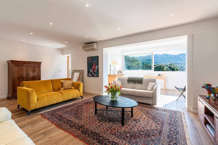 Location de vacances pour 9 personnes, avec piscine et jardin, animaux acceptés à Monticello - 2