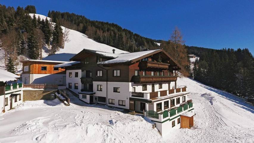 B&B für 2 Personen, mit Balkon und Ausblick in Saalbach