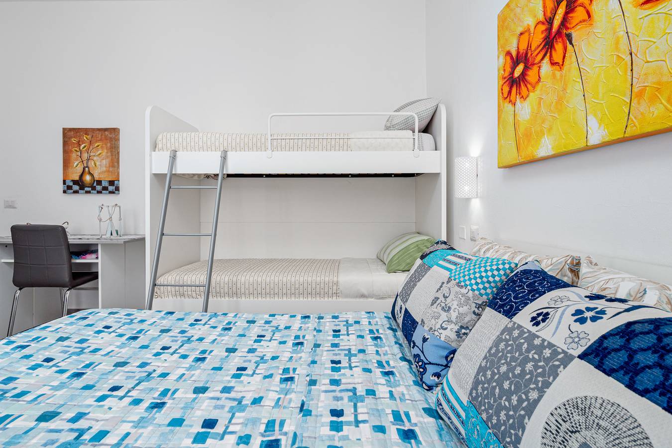 Ganze Wohnung, Ferienwohnung 'Terrassenzimmer Olbia Center 3' mit Blick auf die Berge in Olbia, Costa Smeralda