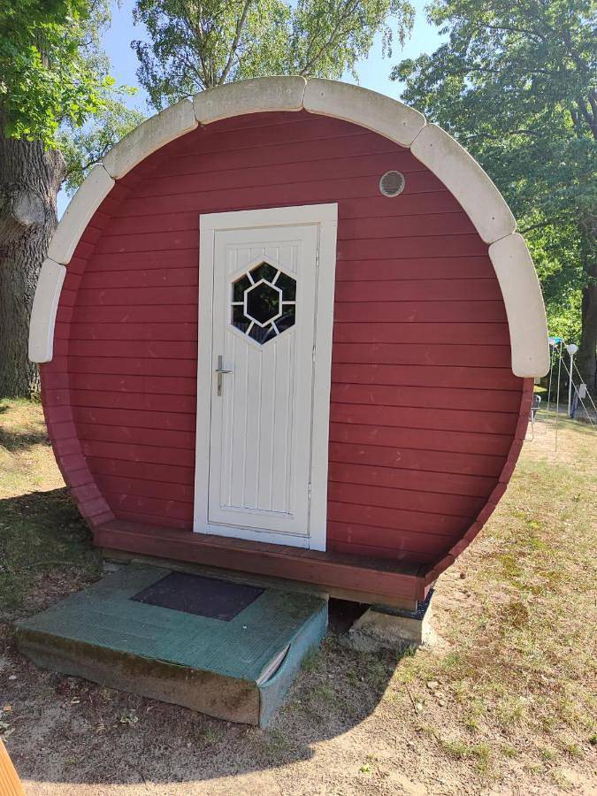 Tinyhouse "Comet" am See, an der Mecklenburger Seenplatte in Himmelpfort, Ruppiner Seenland