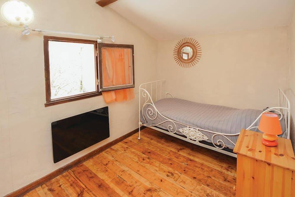 Awesome home in Barjac in Barjac, Région d'Alès
