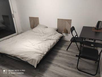 Chambre d’hôte pour 2 personnes, avec jardin à La Rivière-Saint-Sauveur