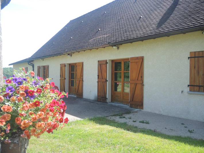 Gîte pour 10 personnes, avec Terrasse et Jardin