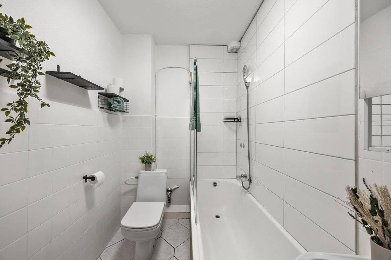 Ganze Wohnung, Berner Bude 1, 3Sz, 6P, Tv, Wi-Fi in Rahlstedt Hamburg, Hamburg