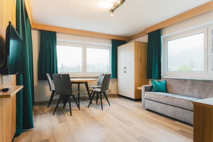 Hotel für 3 Personen, mit Garten und Ausblick in Heiterwang - 2