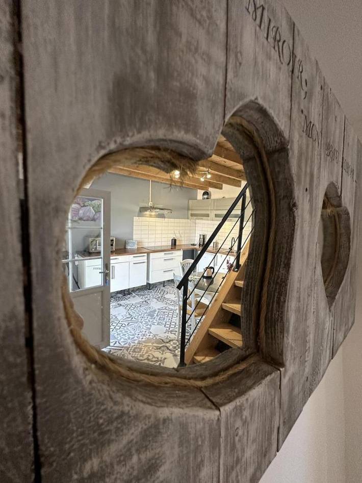 Gîte pour 2 personnes, avec jardin dans l' Ain