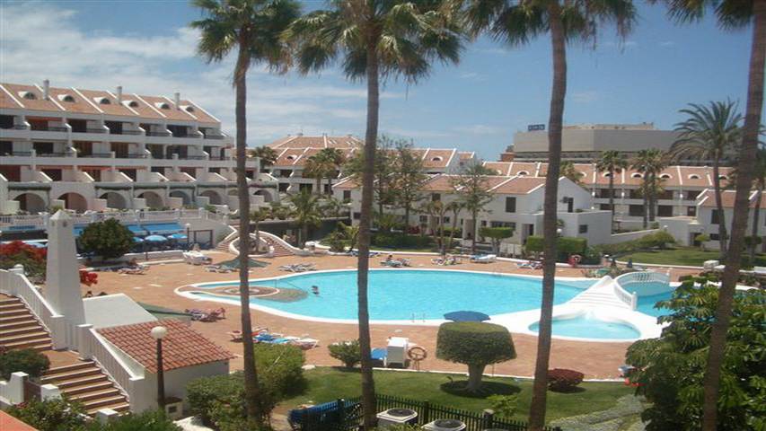 Apartamento entero, Apartamento Vacacional 'Cool Duplex In Playa Las Americas' con Vista al Mar in Playa del Búnker (Arona), Arona 