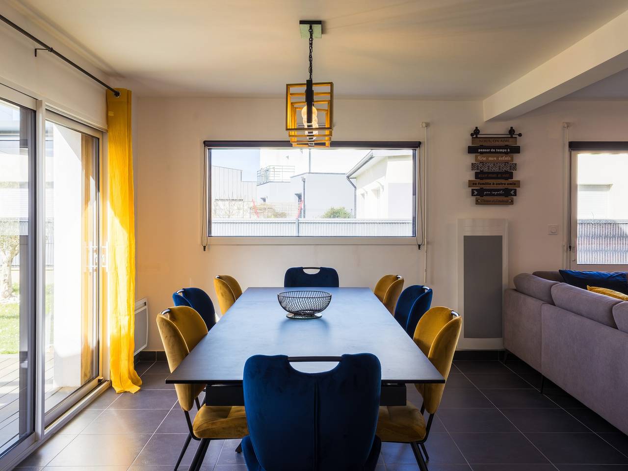 Casa vacacional 'Garogwen By Madame Est Servie' con terraza y jardín privados, Wi-Fi in Landrellec, Pleumeur-Bodou