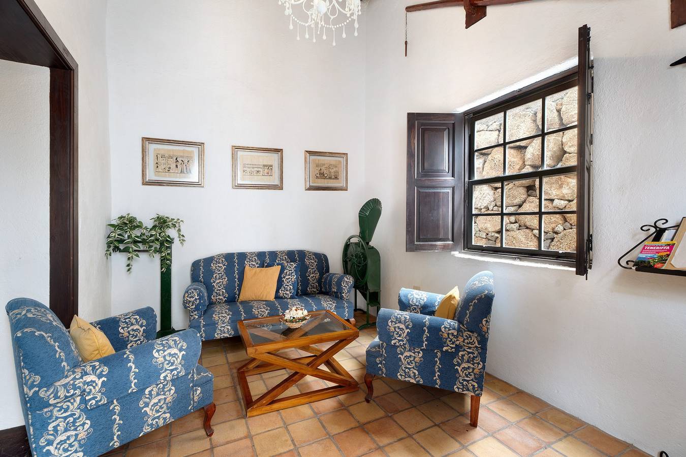 Rural Vacation Home 'La Tunera' with Sea View, Private Pool and Wi-Fi in Villa de Arico, Arico