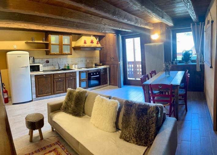 Apartamento para 5 personas, con jardín y vistas en Comune di La Salle