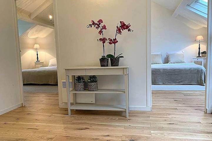 Location de vacances pour 5 personnes, avec terrasse ainsi que piscine et jardin à Bourrou - 3