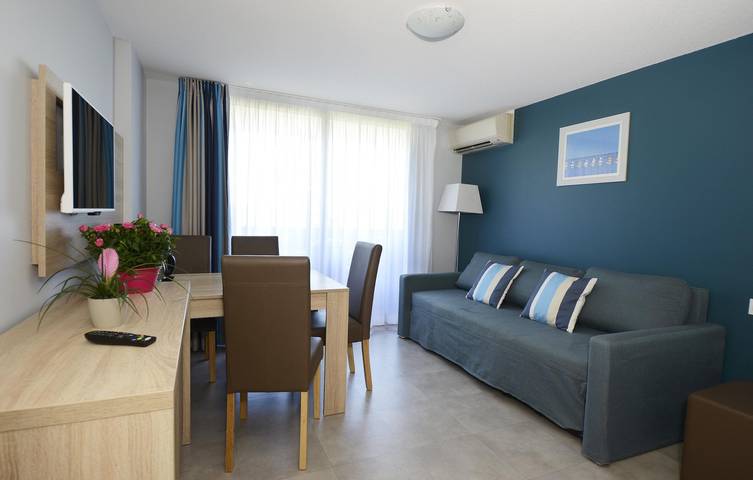 Gîte pour 4 personnes, avec piscine, animaux acceptés dans Thermes des Hespérides - 2