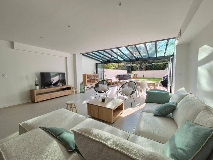 Villa pour 9 personnes, avec bassin pour enfant et jardin ainsi que jacuzzi et piscine à Toulouse - 4