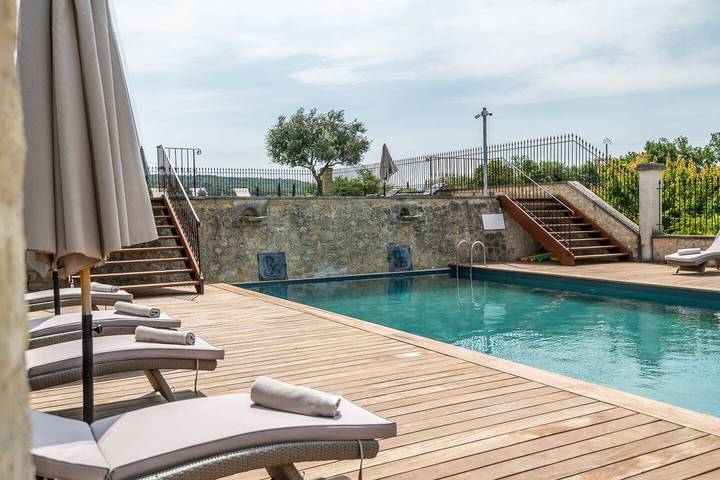 Vakantiehuis voor 15 personen, met sauna en tuin, met huisdier in Mazan