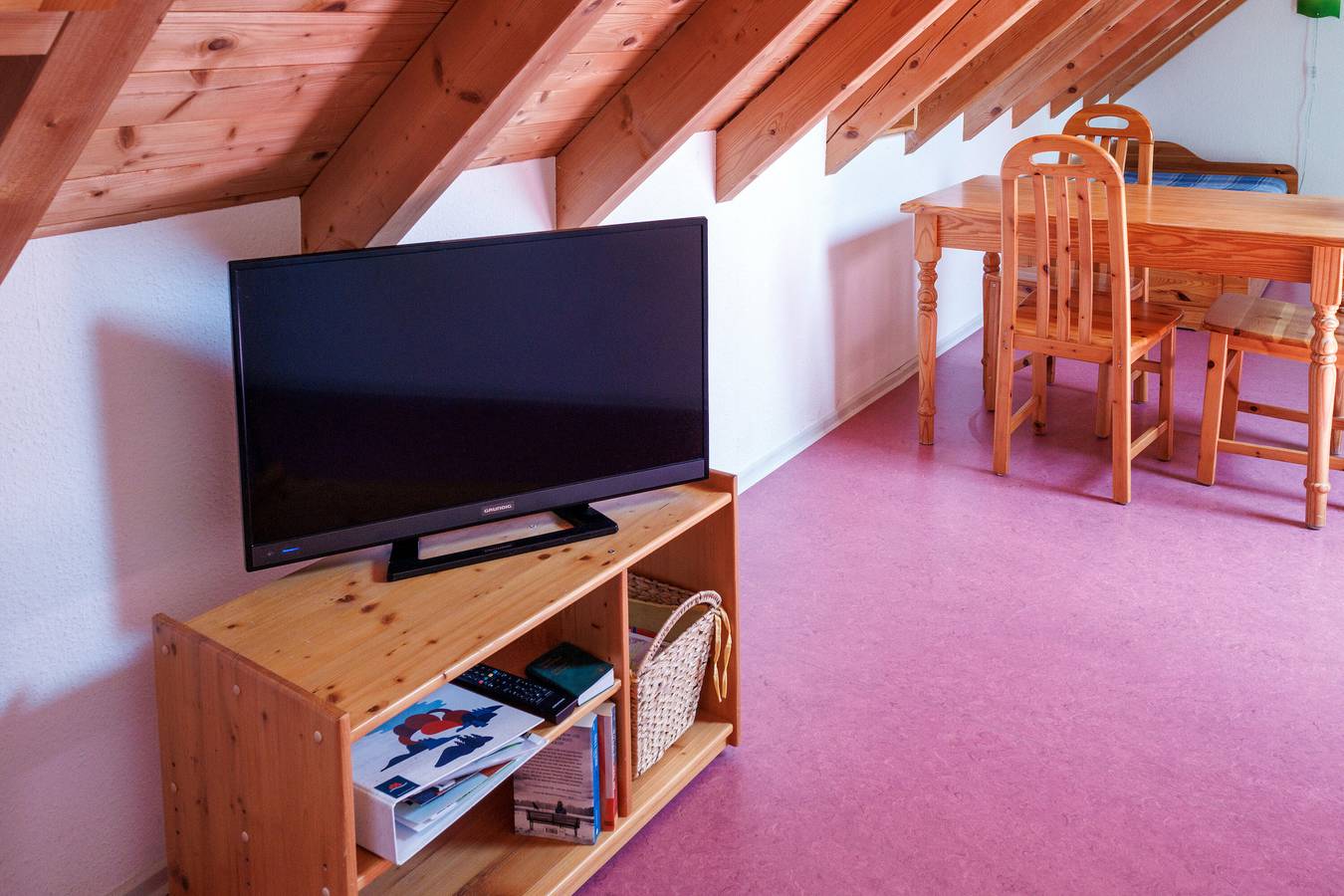 Ganze Wohnung, Ferienwohnung '1' mit gemeinsamer Terrasse und Wi-Fi in Hornberg, Mittlerer Schwarzwald