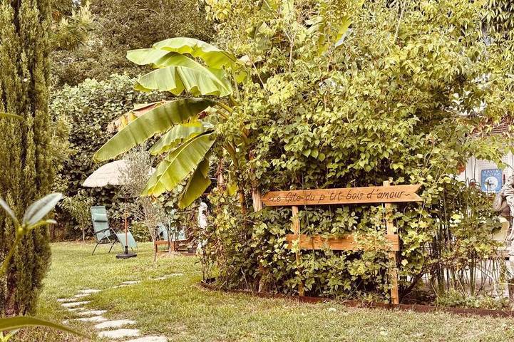 Gîte pour 2 personnes, avec jardin