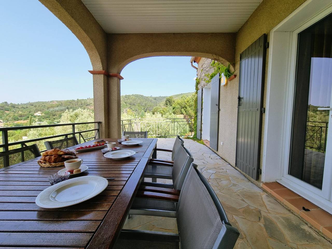 Villa spacieuse avec piscine privée à Caunes in Caunes-Minervois, Région de Carcassonne