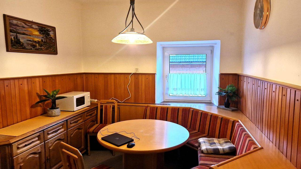 Apartamento vacacional entero, Ferienwohnung für 8 Personen (150 m²) in Arnoldstein in Arnoldstein, Karnischer Hauptkamm