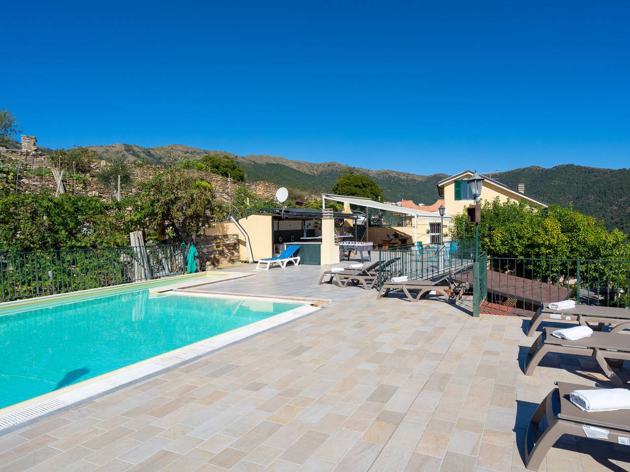 Ganze Wohnung, Ciclamino in Valloria (Prelà), Prelà