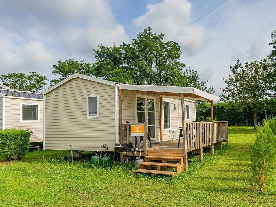 Camping Le Soleil de Saint Sieu (Anciennement Le Villeu) - Mobilheim 4 personen - Comfort | 2 Schlafz. | 4 Pers. | Erhöhte Terrasse | Klimaanlage in Lancieux, Dinan und Umgebung