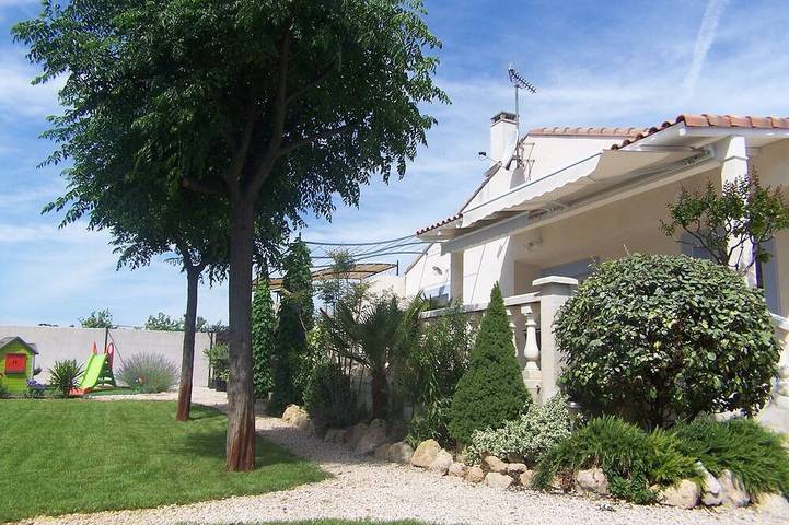Villa pour 6 personnes, avec Terrasse et Jardin