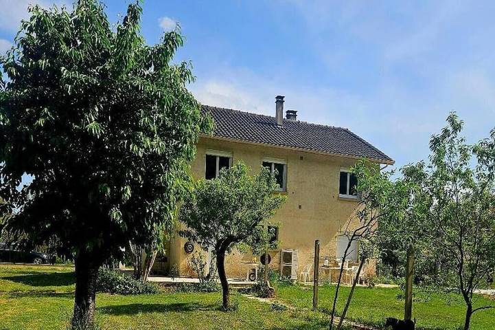 Maison de vacances pour 6 personnes, avec balcon et jardin, animaux acceptés à Le Bugue