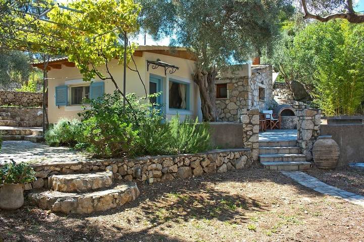 Gîte pour 4 personnes, avec jardin et terrasse