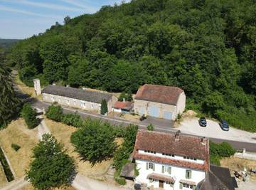 Gîte pour 12 personnes, animaux acceptés à Aisey-sur-Seine