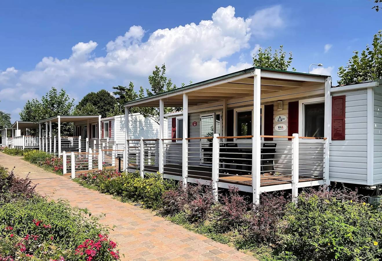 Mobilheim Maxi Caravan Camelia 2 bis 4 Personen - 2 Personen. im Preis inbegriffen in Lesa, Lago Maggiore (Piemont)