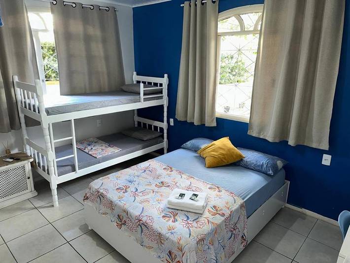 Casas e apartamentos de temporada para 7 pessoas, com jardim e vista, com animais de estimação em Itajaí