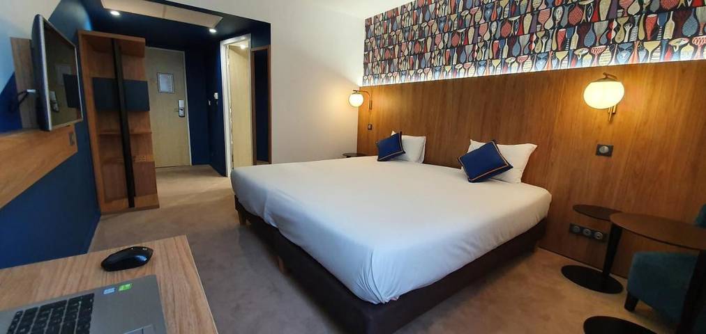 Hôtel pour 2 personnes, avec piscine et jardin à Bouc-Bel-Air - 2