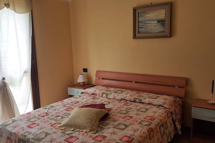 Villa für 4 Personen, mit Balkon und Pool sowie Garten in Ligurien - 4