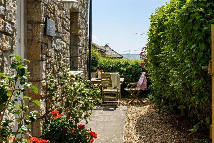 Holiday rental for 6 people, with Terrace and Garden as well as View in Mousehole