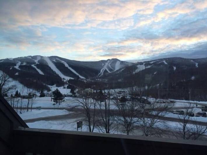 Vacation rental for 6 people, with sauna and hot tub as well as pool and balcony, with pets in Killington